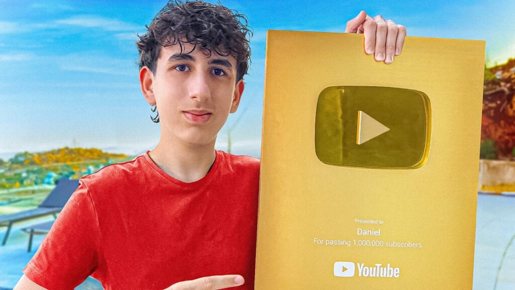 How to Go Viral with YouTube Shorts – 2025 Complete Guide